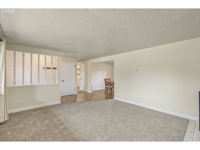 20545 Sw WESTSIDE St, Beaverton, OR 97078