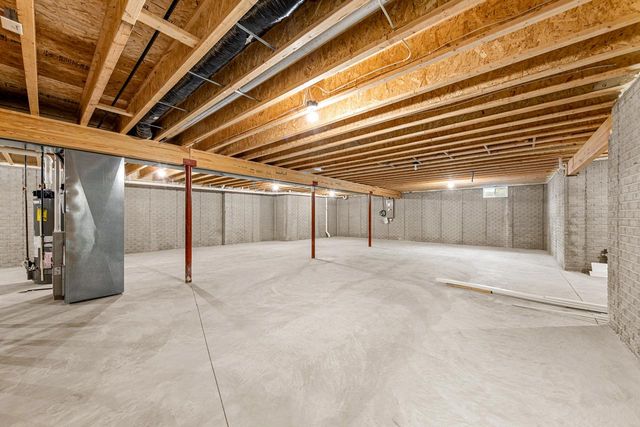 615 Bark River WAY, Dousman, WI 53118