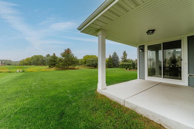 615 Bark River WAY, Dousman, WI 53118