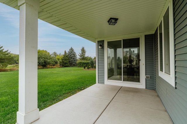 615 Bark River WAY, Dousman, WI 53118