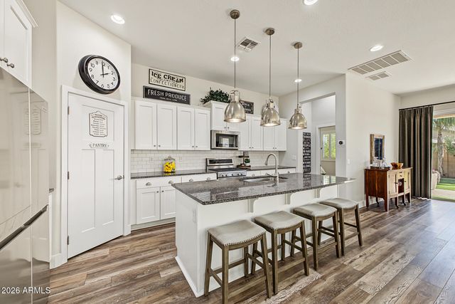 10623 E MONTEREY Avenue, Mesa, AZ 85209