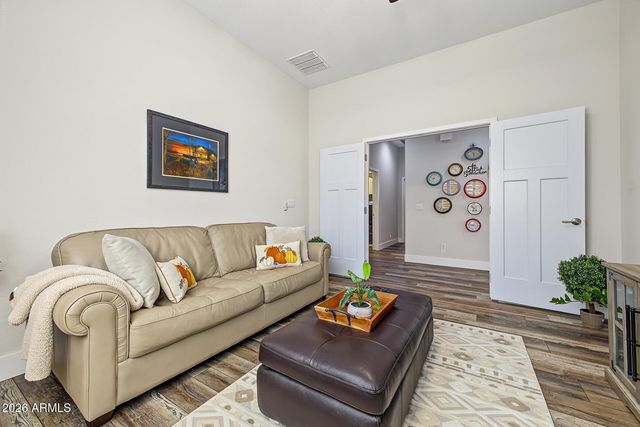10623 E MONTEREY Avenue, Mesa, AZ 85209