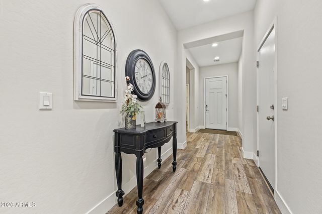 10623 E MONTEREY Avenue, Mesa, AZ 85209