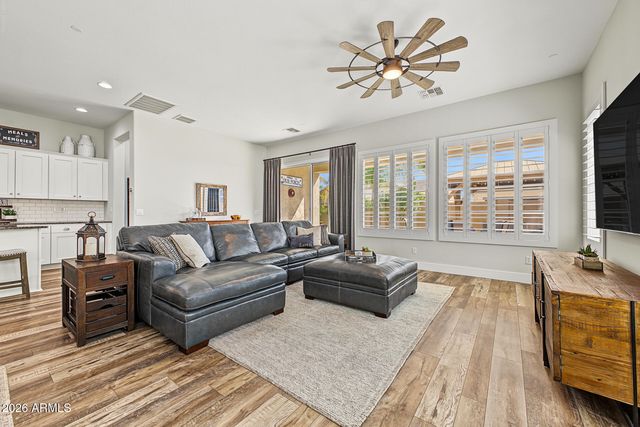 10623 E MONTEREY Avenue, Mesa, AZ 85209