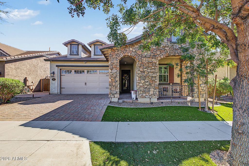 10623 E MONTEREY Avenue, Mesa, AZ 85209