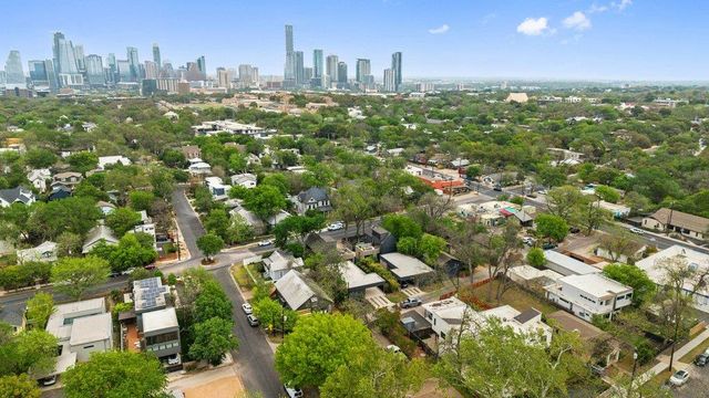 613 W Mary ST B, Austin, TX 78704