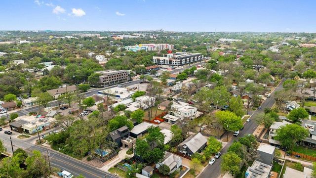 613 W Mary ST B, Austin, TX 78704