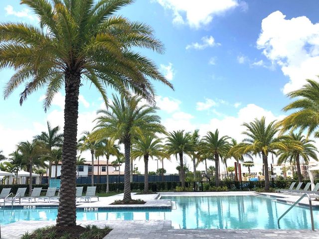 12621 Machiavelli Way, Palm Beach Gardens, FL 33418