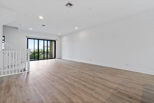 12621 Machiavelli Way, Palm Beach Gardens, FL 33418