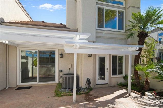 24526 Windsor Drive B, Valencia, CA 91355