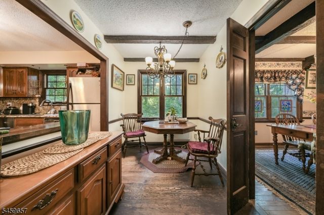 44 Chestnut Rd, Chatham Twp., NJ 07928