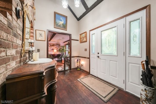 44 Chestnut Rd, Chatham Twp., NJ 07928