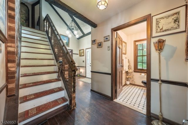 44 Chestnut Rd, Chatham Twp., NJ 07928
