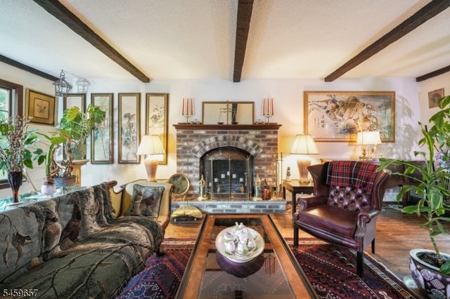 44 Chestnut Rd, Chatham Twp., NJ 07928