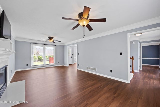 3408 Sample Way, Louisville, KY 40245