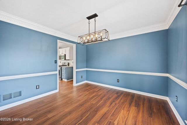 3408 Sample Way, Louisville, KY 40245