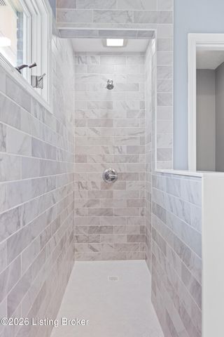 3408 Sample Way, Louisville, KY 40245