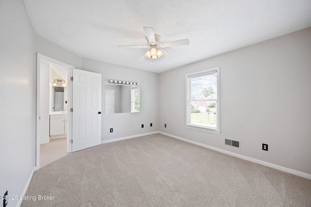 3408 Sample Way, Louisville, KY 40245