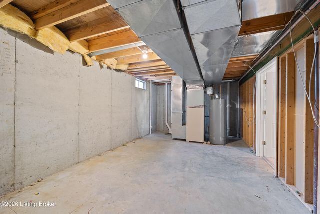 3408 Sample Way, Louisville, KY 40245
