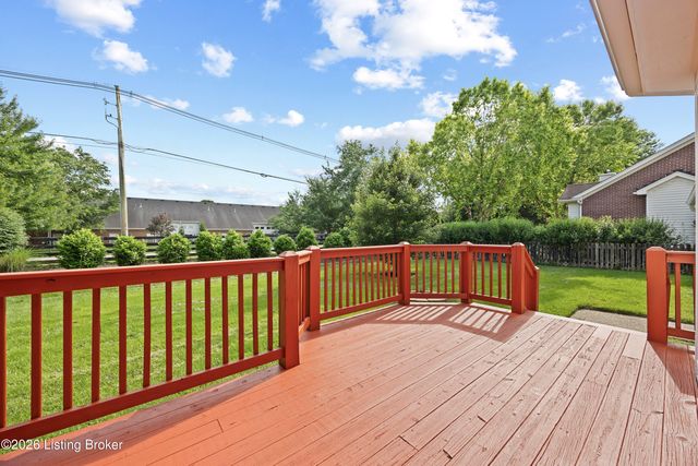 3408 Sample Way, Louisville, KY 40245