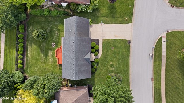 3408 Sample Way, Louisville, KY 40245