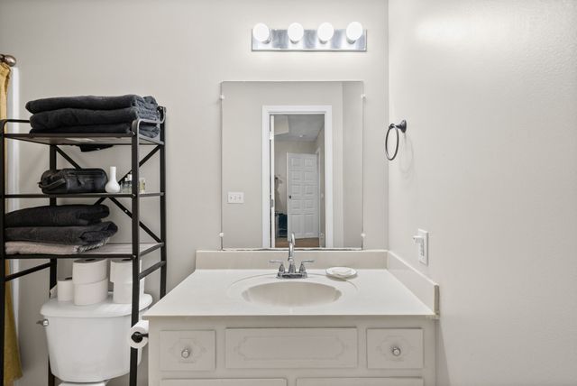 3449 Loon Dr, Clarksville, TN 37042