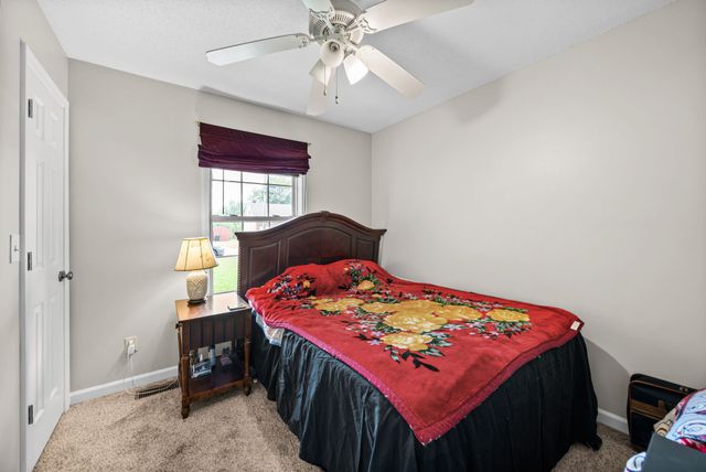 3449 Loon Dr, Clarksville, TN 37042