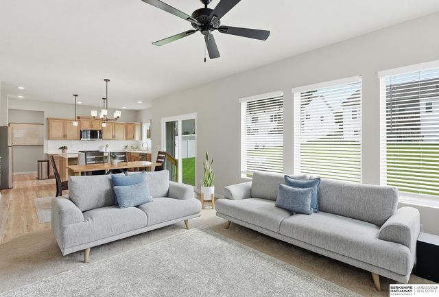 5515 N 182nd Street, Elkhorn, NE 68022