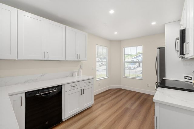 2011 PLAINFIELD DRIVE, Orlando, FL 32812