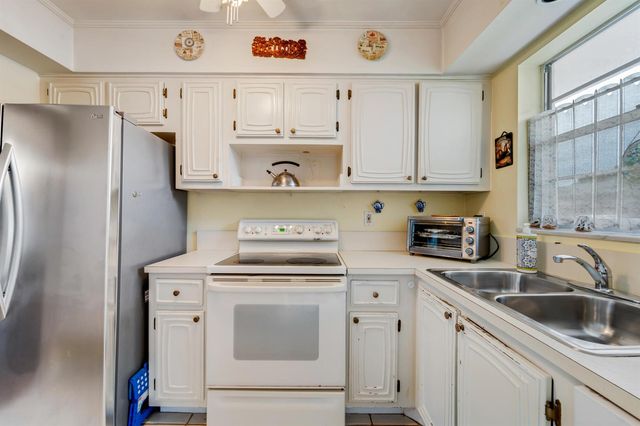 18081 SE Country Club Drive 132, Jupiter, FL 33469