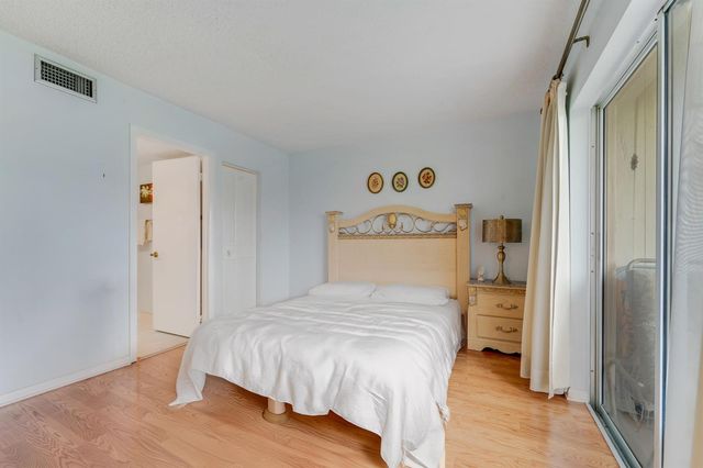 18081 SE Country Club Drive 132, Jupiter, FL 33469