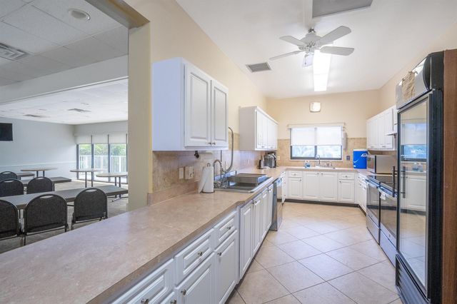 18081 SE Country Club Drive 132, Jupiter, FL 33469
