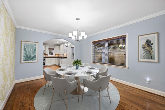 701 S Crest Road, Chattanooga, TN 37404