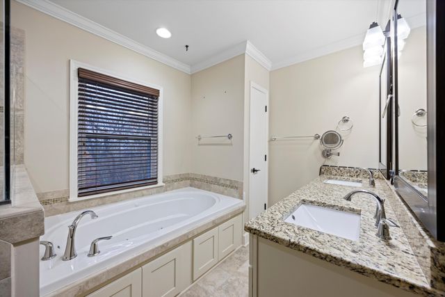 701 S Crest Road, Chattanooga, TN 37404