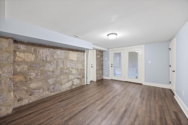 701 S Crest Road, Chattanooga, TN 37404