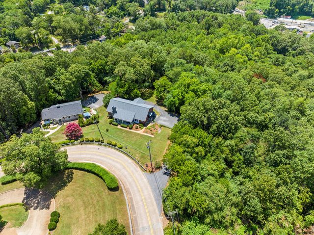 701 S Crest Road, Chattanooga, TN 37404