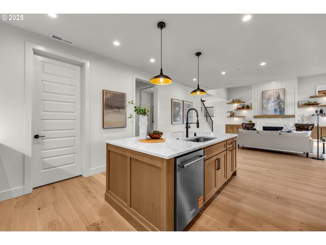 3800 W 2nd St, Washougal, WA 98671