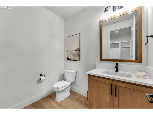 3800 W 2nd St, Washougal, WA 98671