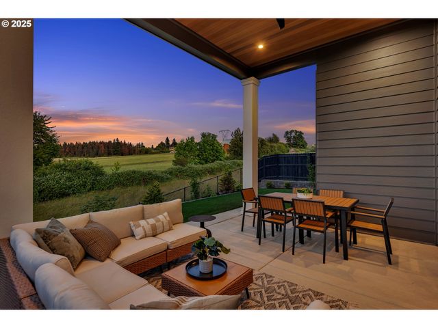 3800 W 2nd St, Washougal, WA 98671