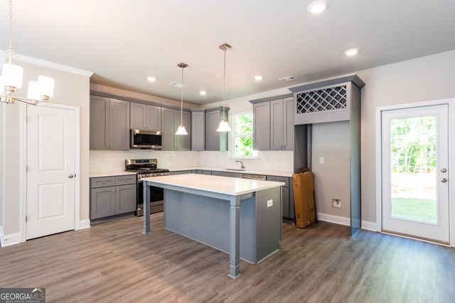 3352 Landings South Drive, Atlanta, GA 30331