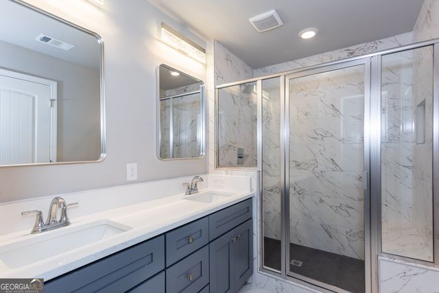 3352 Landings South Drive, Atlanta, GA 30331