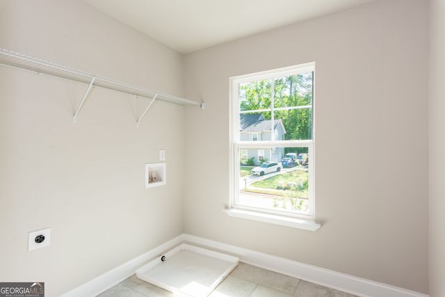 3352 Landings South Drive, Atlanta, GA 30331