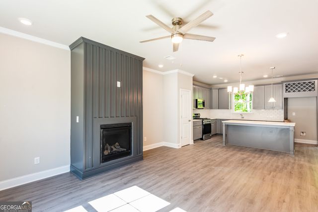 3352 Landings South Drive, Atlanta, GA 30331