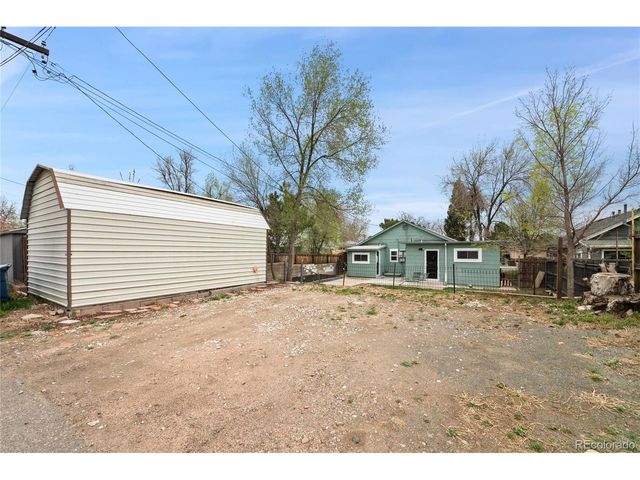 2045 Eaton St, Edgewater, CO 80214