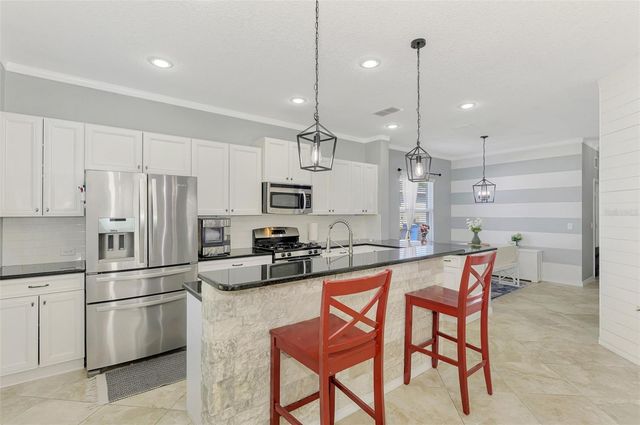 5008 MISSION PARK LANE, Bradenton, FL 34211