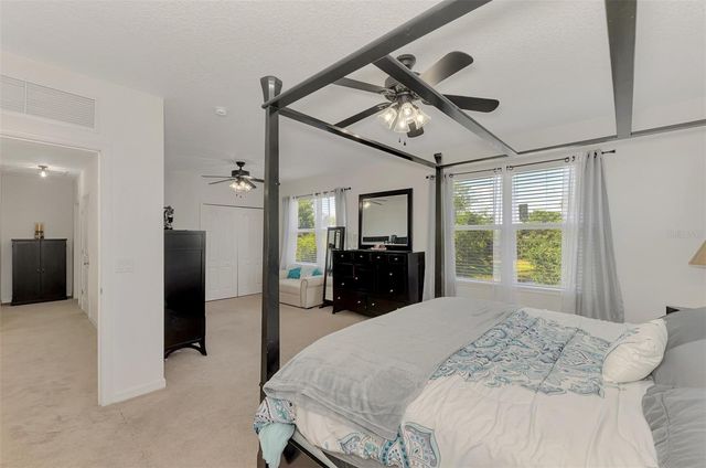 5008 MISSION PARK LANE, Bradenton, FL 34211