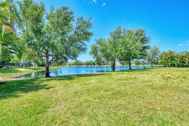 5008 MISSION PARK LANE, Bradenton, FL 34211