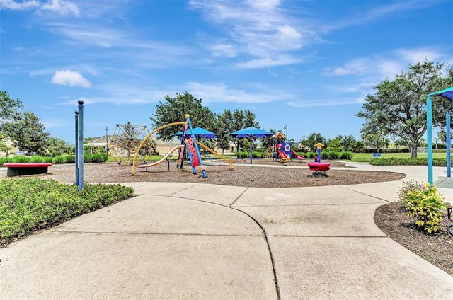 5008 MISSION PARK LANE, Bradenton, FL 34211