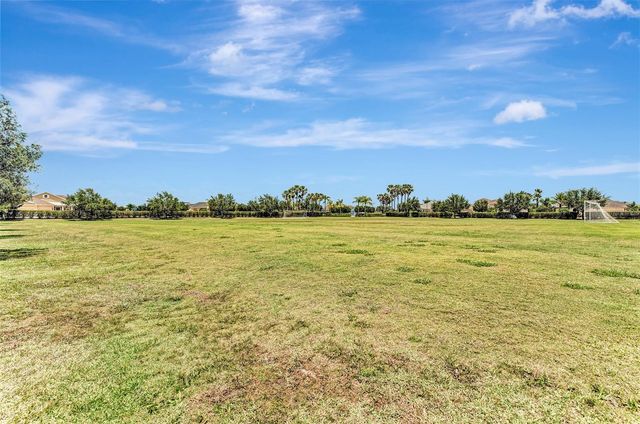 5008 MISSION PARK LANE, Bradenton, FL 34211