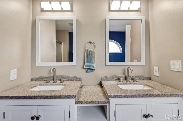 909 W Medalist Court, Wentzville, MO 63385